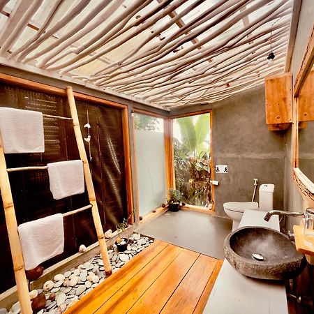 Manulalu Jungle Hotell Bajawa Eksteriør bilde
